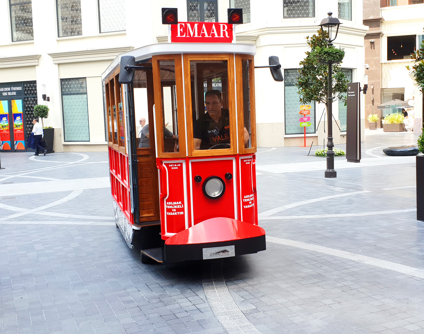 Electric Tram Electric Vehicles Manufacturer